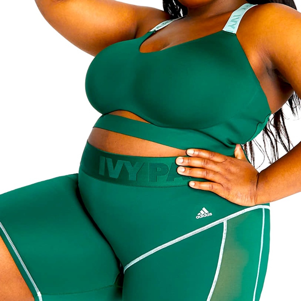 *Bey Ivy Park Plus Size 4X Green Cut Out Bralette*